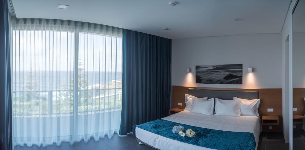 Whalesbay Hotel Apartamentos Capelas Eksteriør billede
