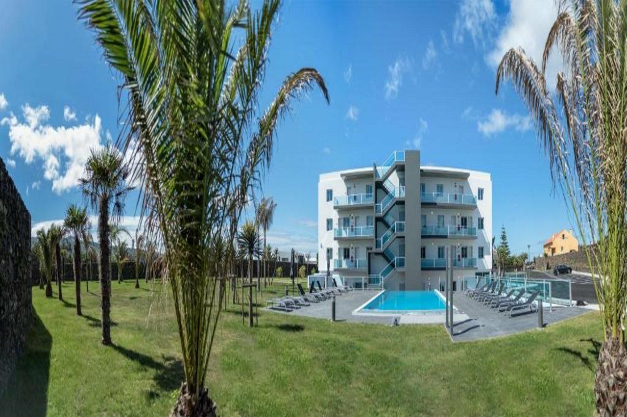 Whalesbay Hotel Apartamentos Capelas Eksteriør billede